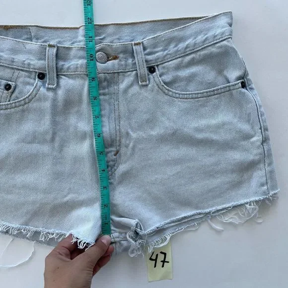 Vintage Levi's 505 high waist USA denim shorts - Picture 8 of 12
